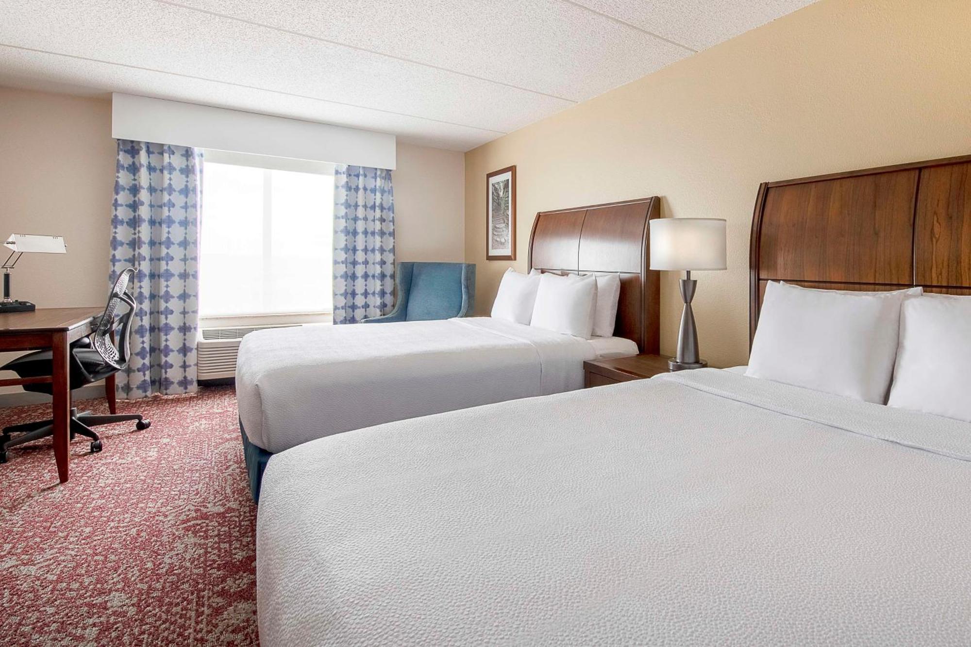Queen Suite with Two Queen Beds,1544128492:JPEG