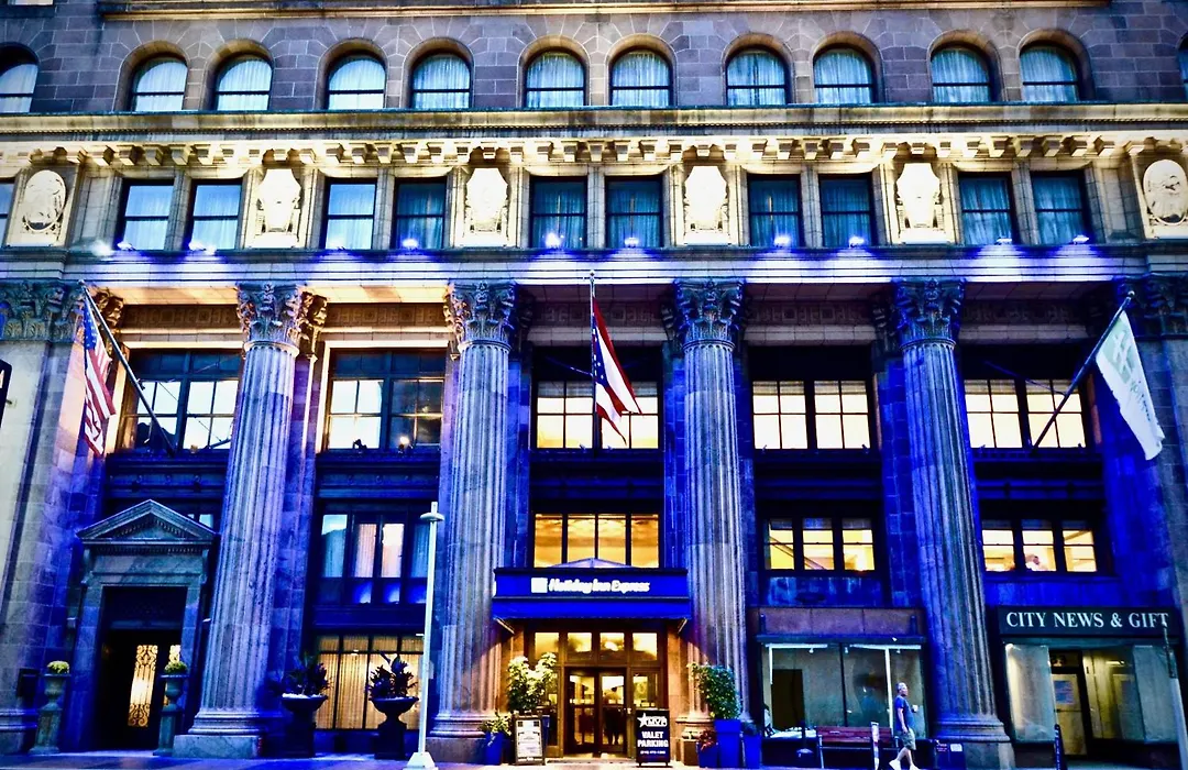 Holiday Inn Express Cleveland Downtown By Ihg-1