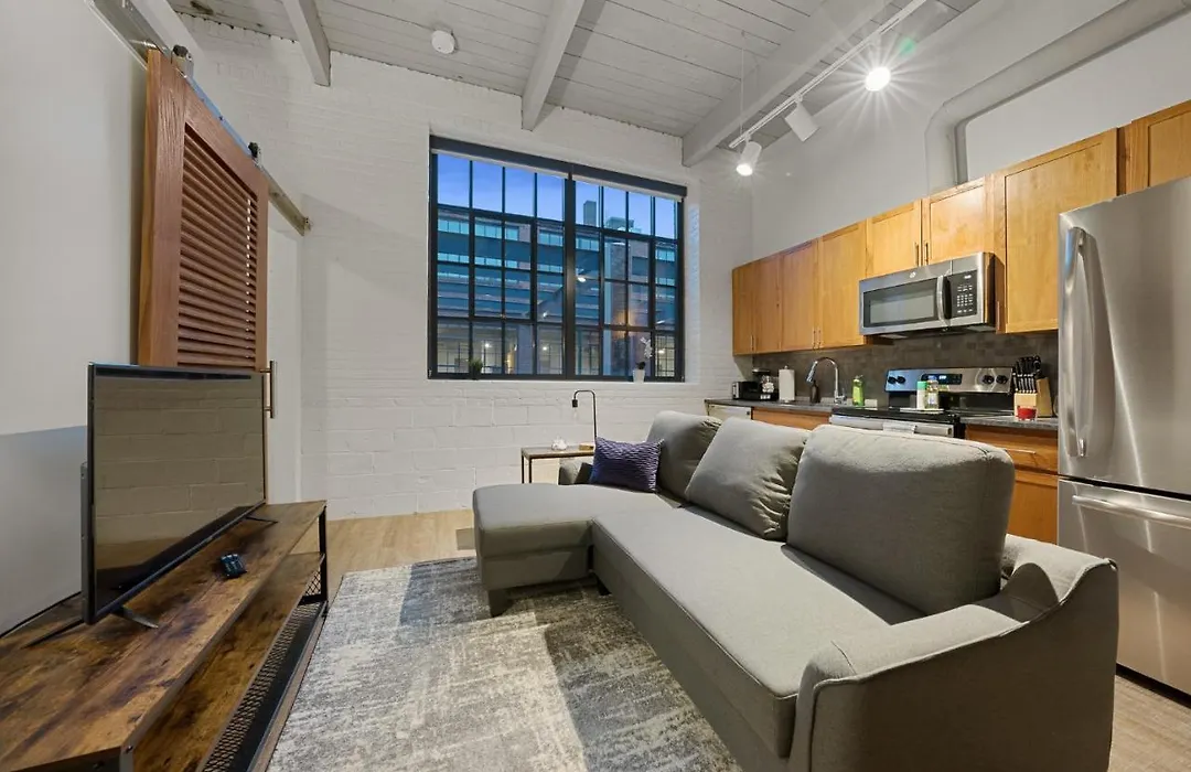 Industrial Loft Apartments In The Beautiful Superior Building Minutes From Firstenergy Stadium 220-1