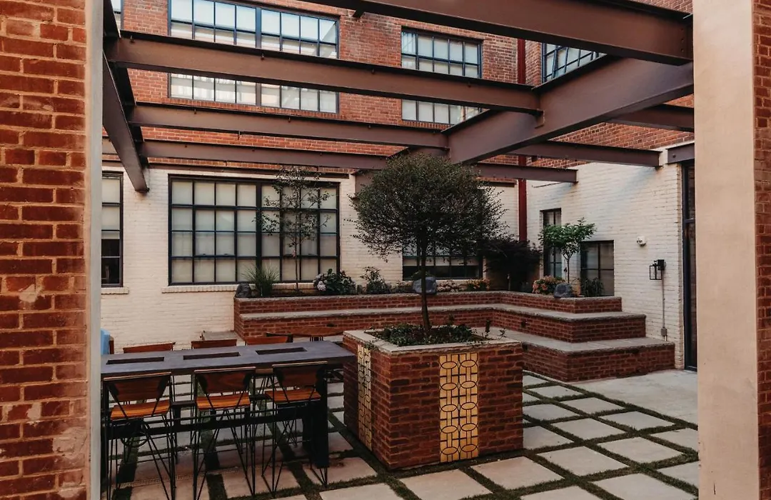 Brooklyn Style Studio Loft Minutes From Firstenergy Stadium 210-1