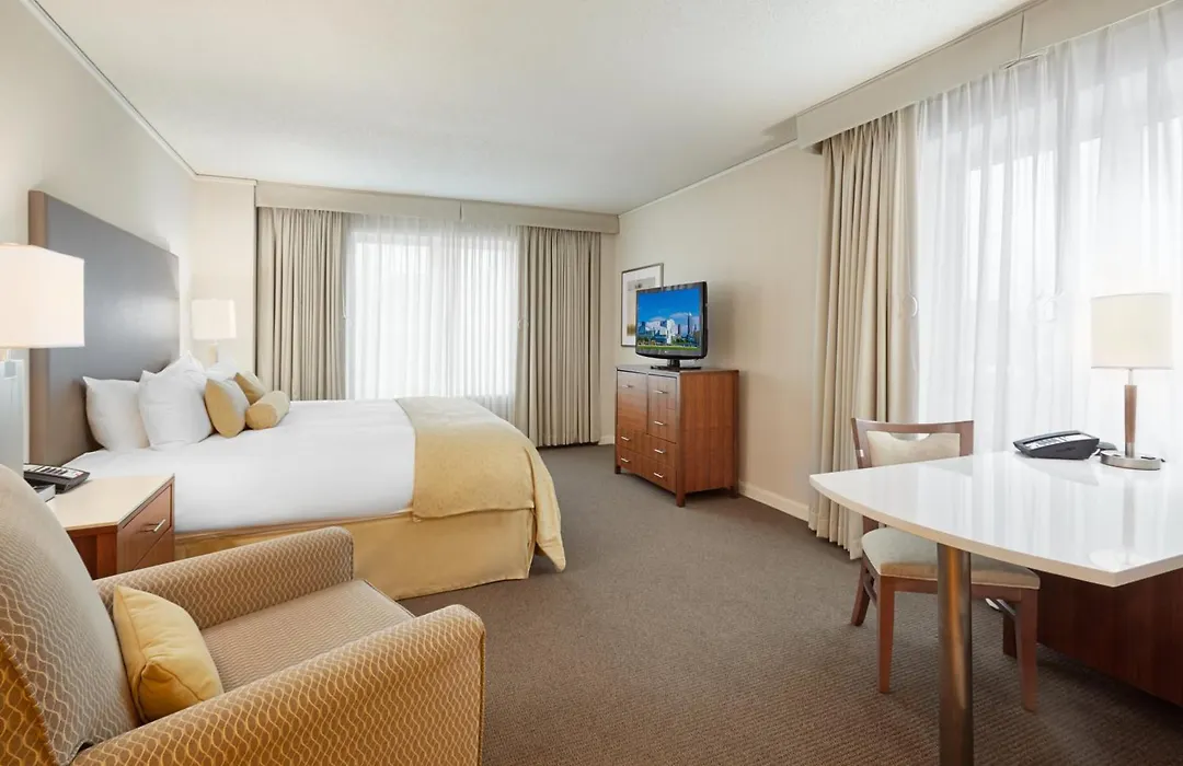 Intercontinental Suites Hotel Cleveland By Ihg-1