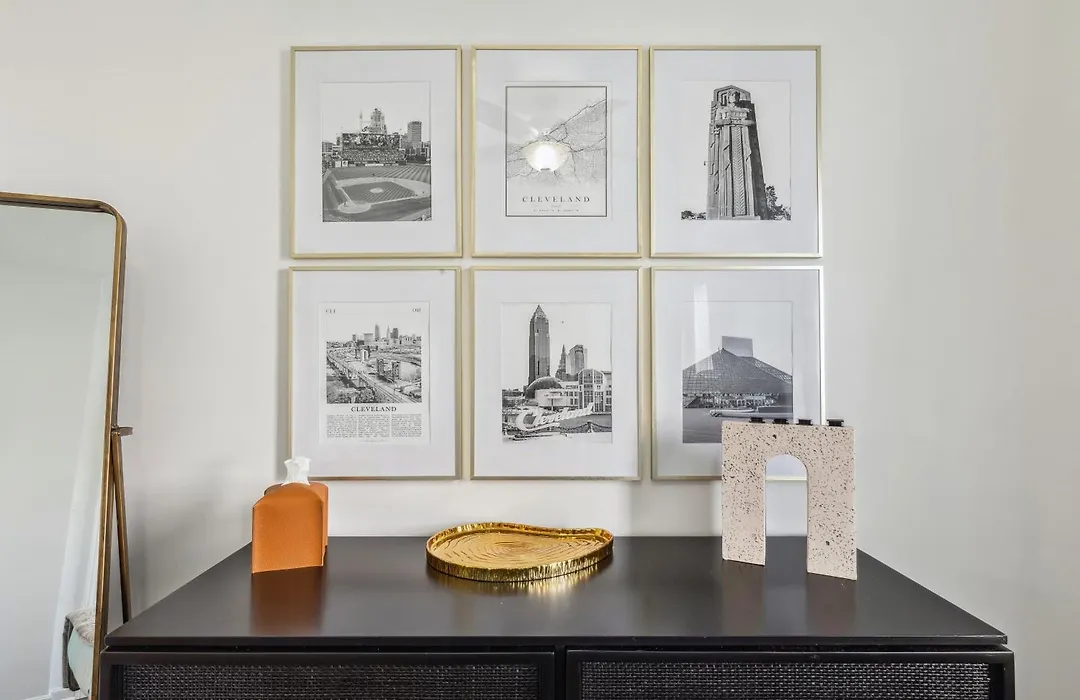 Newly Renovated Tremont Treasure I Cozy + Modern-1
