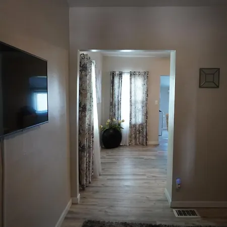 The Bailey House-2