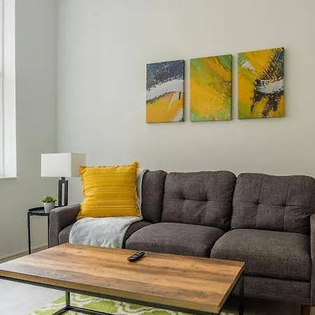 Frontdesk Lofts At 629 Euclid Downtown Cleveland-2