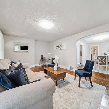 Contemporary Pearl-2