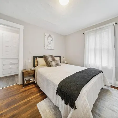 Contemporary Pearl-3