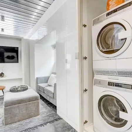 Kcm Mikros Smart Apartments 4-3