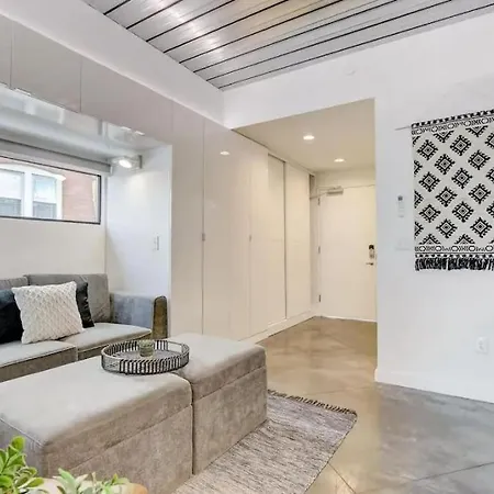 Kcm Mikros Smart Apartments 2-3