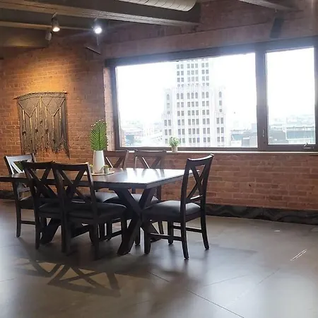 1600 Kcm Penthouse Apartment-2