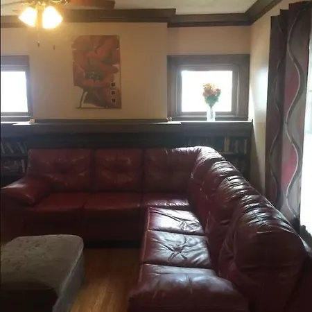 Jarvis West Blvd 3Bd Suites A By Edgewater Park & Downtown-3
